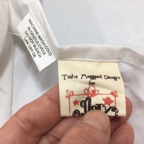 Wedding Gift "Goin' To The Chapel" Tee Towel Glory Haus Made in India - Picture 7 of 10